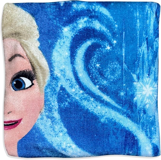 Kids Official Licensed Character Soft Beach/Hooded Bath Towel (Unleash The Magic, 40 x 60)