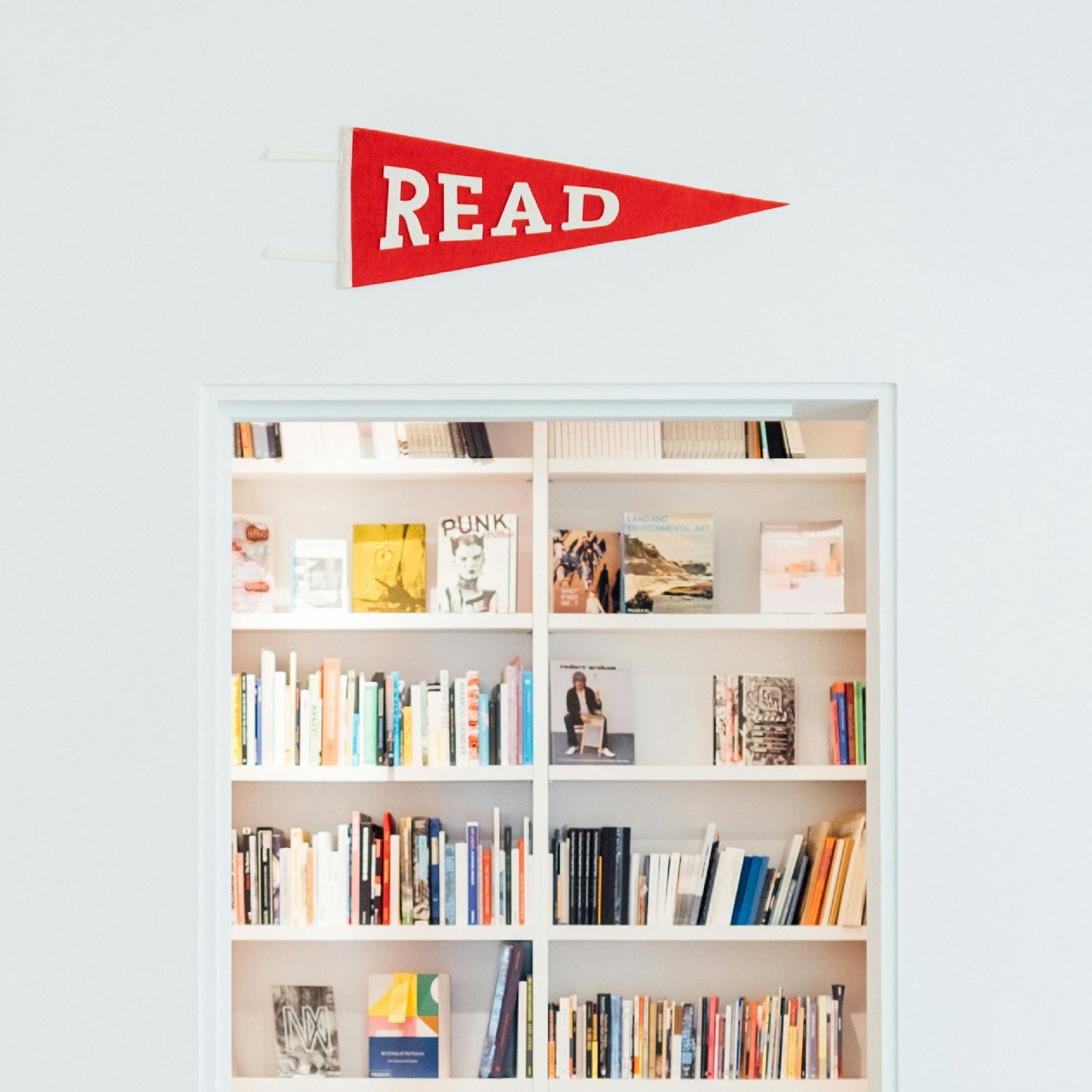 Bookcases & Bookends